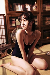 [YALAYI雅拉伊]2021.04.07 VOL.783 偷得半日闲 京京[49+1P／678MB]
