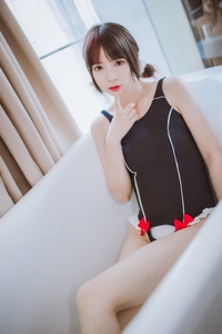 Coser@疯猫Ss  VOL.117 死库水 [33P-225MB]