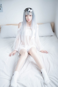 Coser@疯猫Ss VOL.080 透明白纱[33P／125MB]