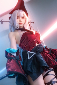 Coser@疯猫Ss  VOL.119 浊心斯卡蒂 [18P-356MB]