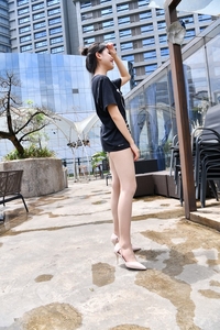 精选街拍 NO.0885 小海街拍作品 - 刚一看这穿搭想象空间很大哦[227P／402MB]