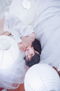 Coser@Shika小鹿鹿 VOL.050 纯白 [18P-36MB]
