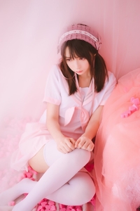 Coser@疯猫ss VOL.026 丝袜狂想曲(粉)-54P-623M