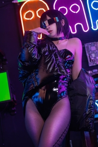 Coser@疯猫Ss  VOL.130 赛博少女 [40P-812MB]